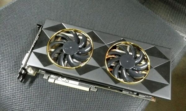 A Wild XFX Radeon R9 390 Double Dissipation Appeared