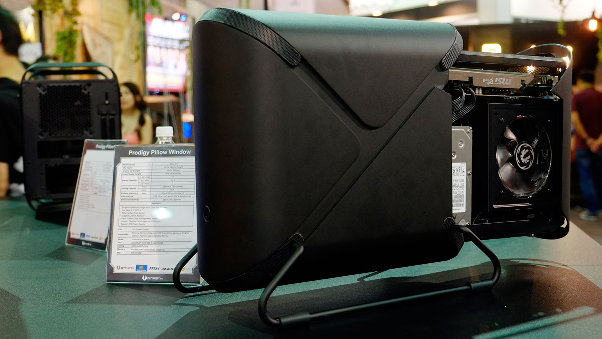 BitFenix Unveils Radical Cases At Computex 2016