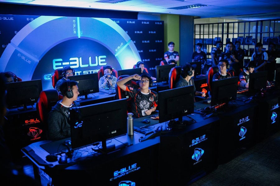 cafe layout lounge Malaysia's at Debut E E Stadium Sports Makes Blue