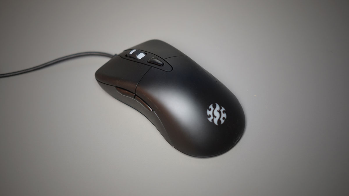 Review | ADATA XPG INFAREX M20 Gaming Mouse