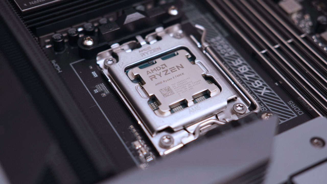 AMD Ryzen 5 7600X Desktop Processor 2