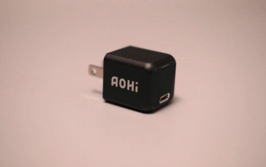 AOHI MAGCUBE 30W PD Mini Fast Charger Review