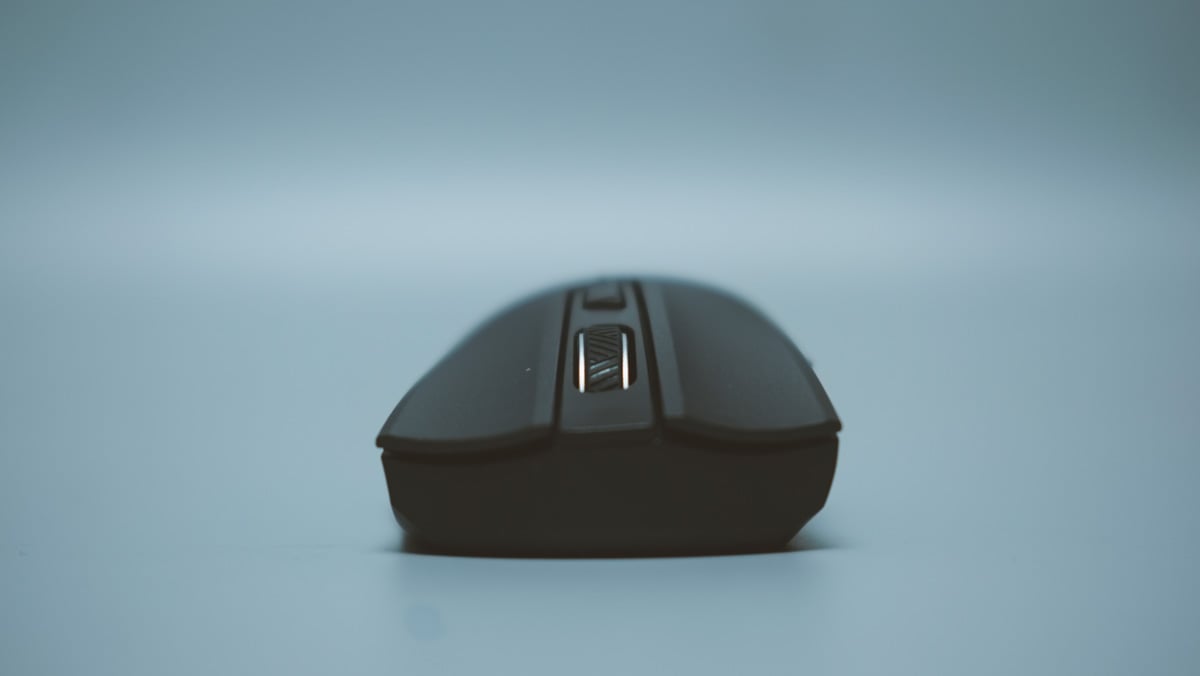 Review Asus Rog Strix Carry Wireless Compact Gaming Mouse Tech