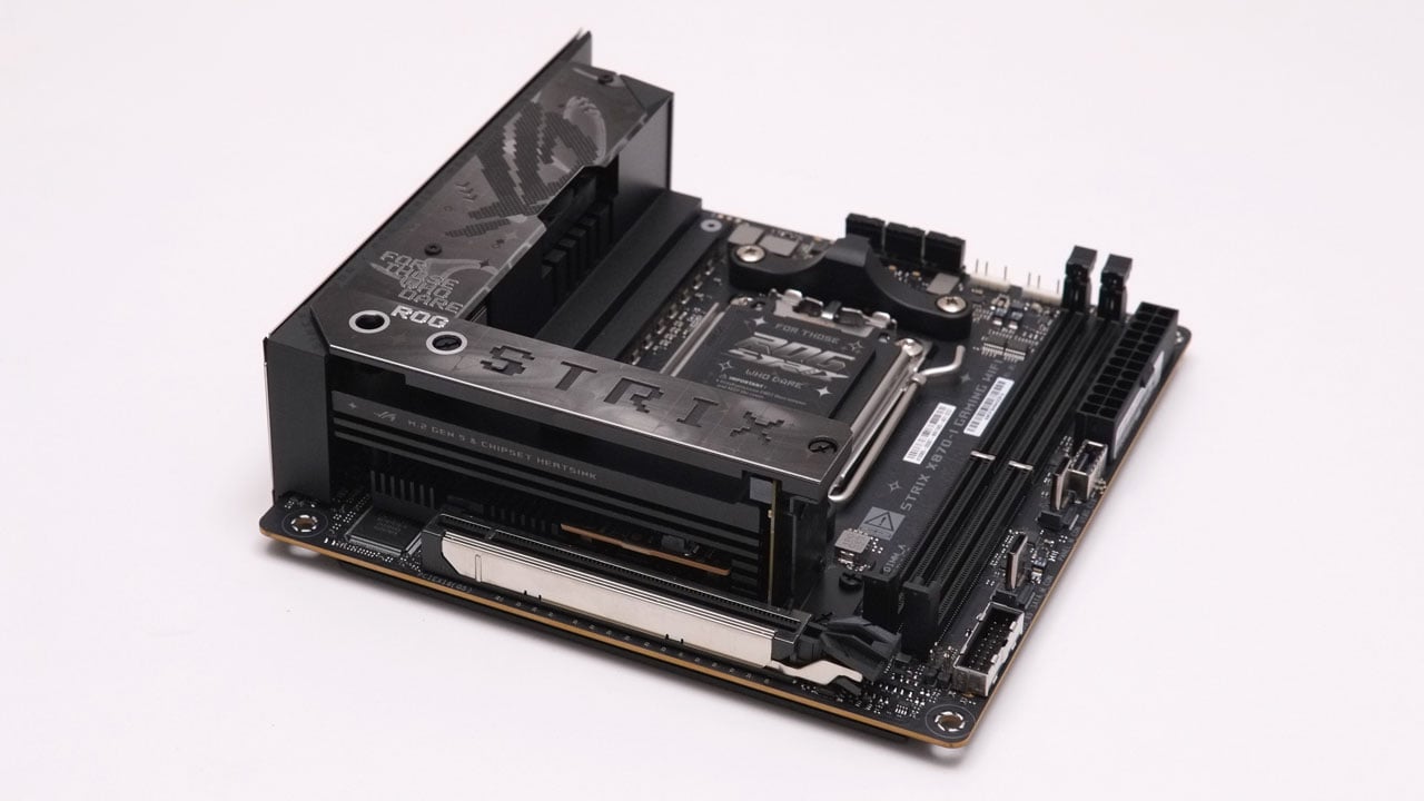 ASUS ROG Strix X870 I Gaming WiFi Pictures 8