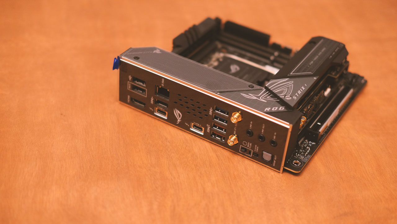 ASUS ROG Strix Z690 I Gaming Wi Fi Preview 10