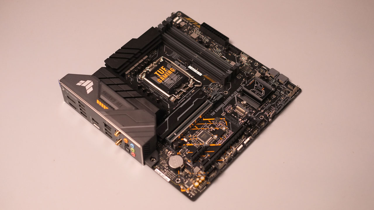 ASUS TUF Gaming B660M-Plus Wi-Fi D4 Motherboard Review | TechPorn