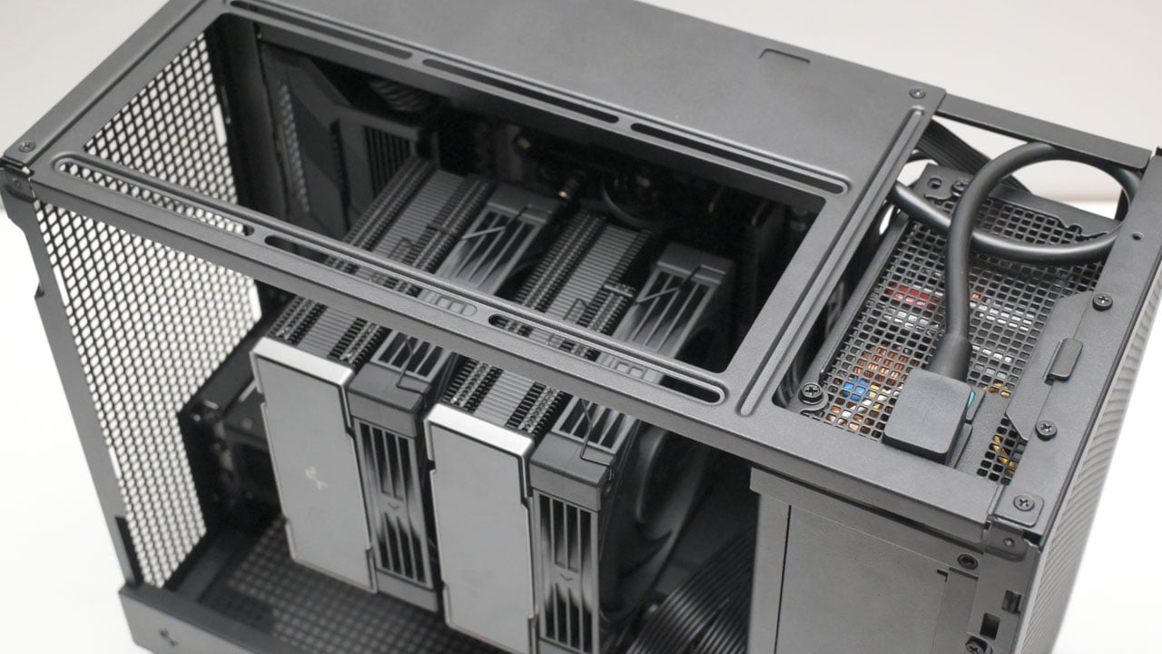 DeepCool CH160 PLUS Case Build 1