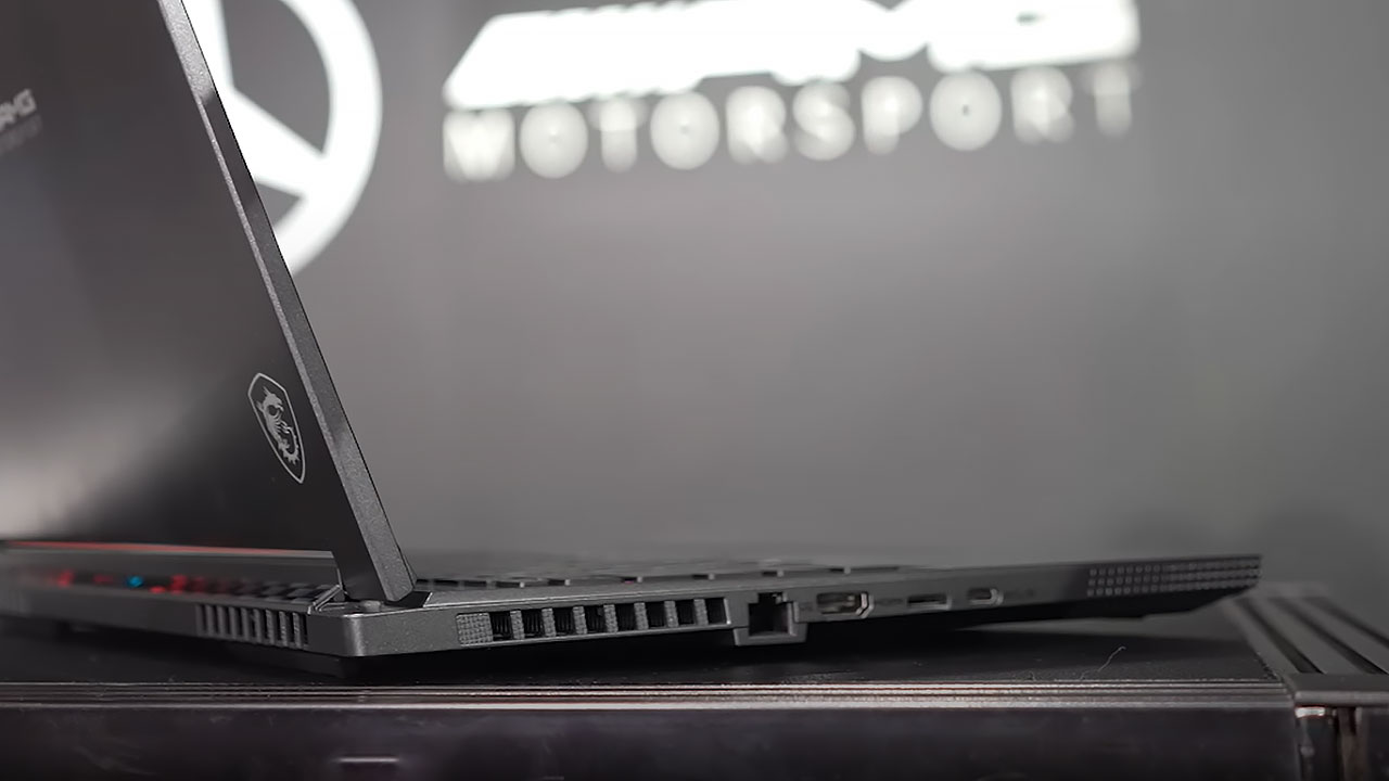 MSI Stealth 16 Mercedes AMG Preview 6