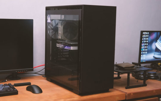 NZXT H710 Mid-Tower Case Review
