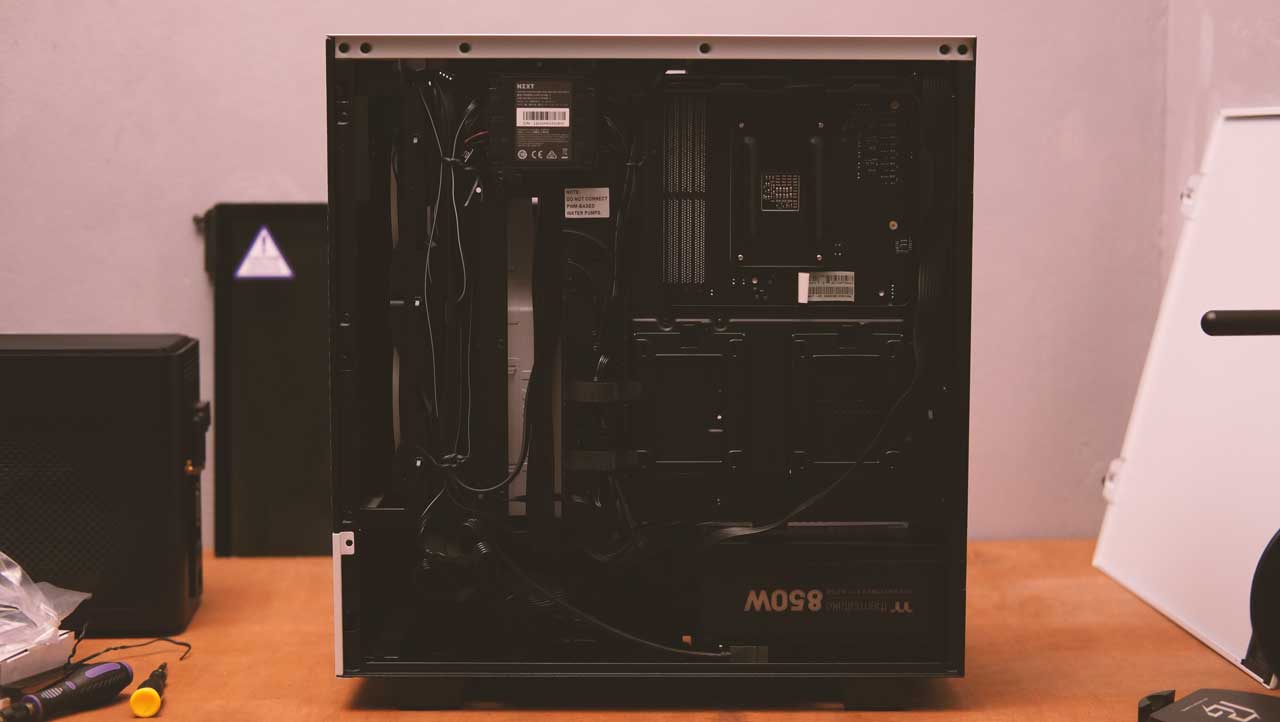 NZXT H510 Elite Review 13