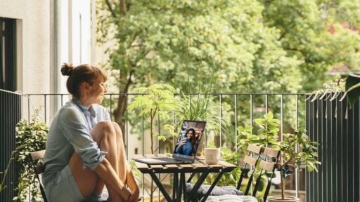 acer debuts carbon neutral aspire vero 16 laptop 2