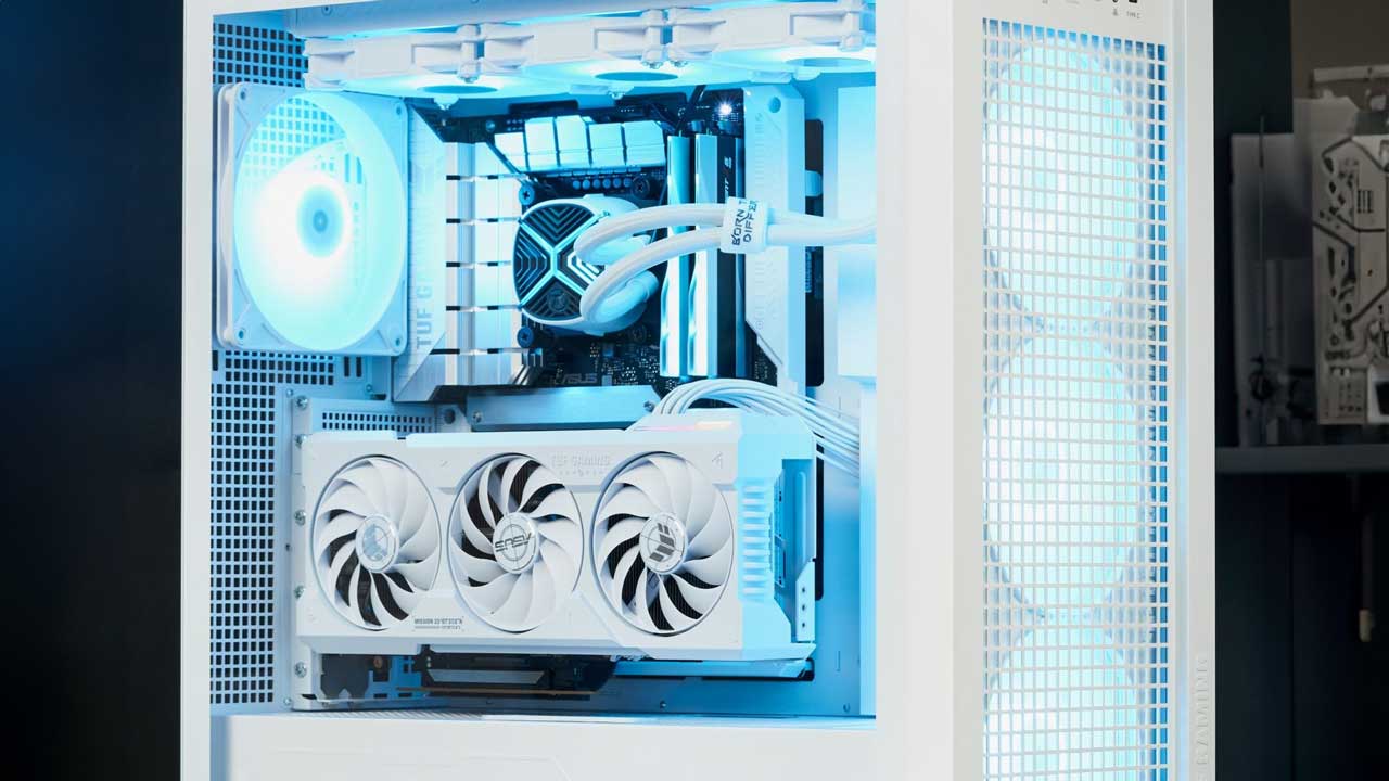 asus launches hyperion and gt302 btf chassis 1
