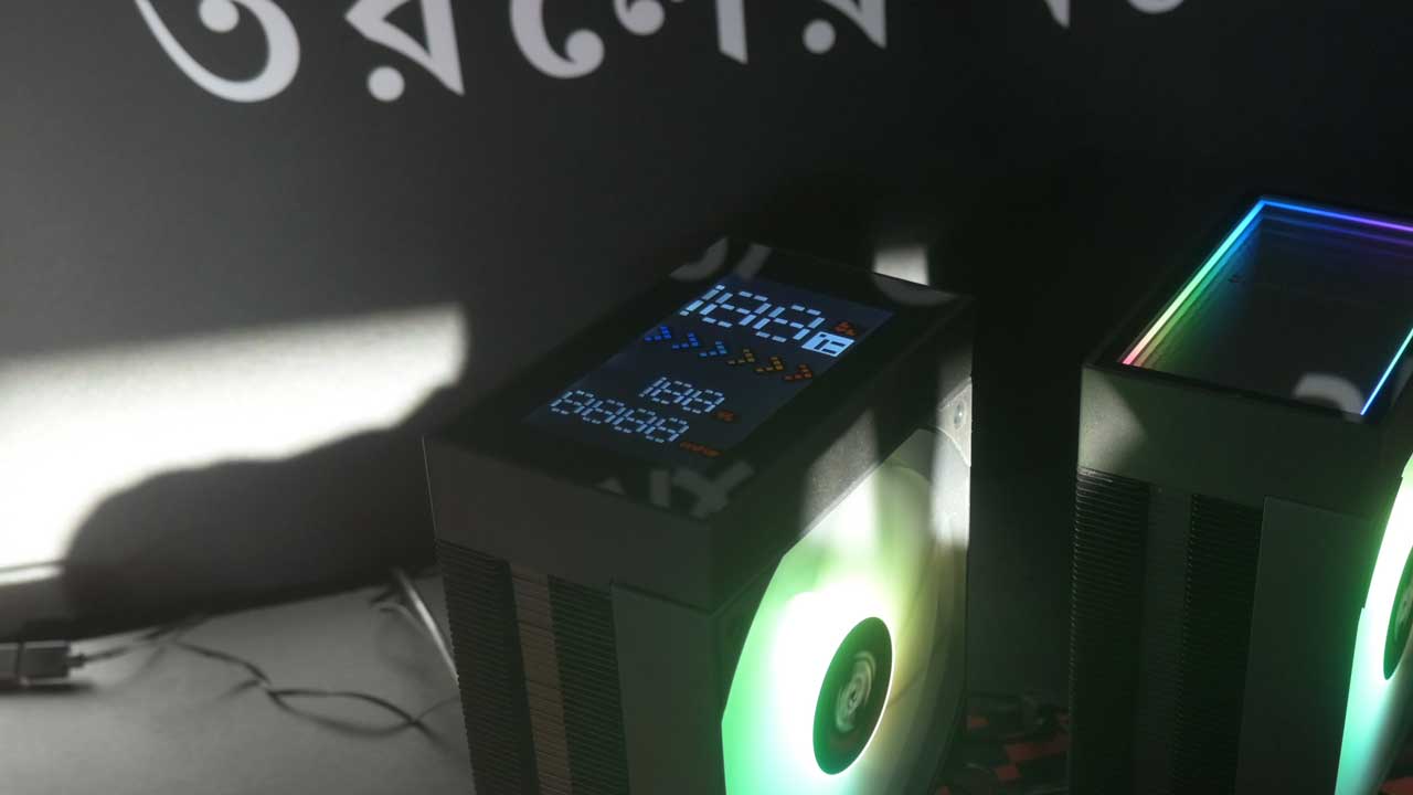 Levelplay Digital Air 5 Adds Live CPU Monitoring to Air Cooling levelplay digital air 5 live cpu monitoring 2