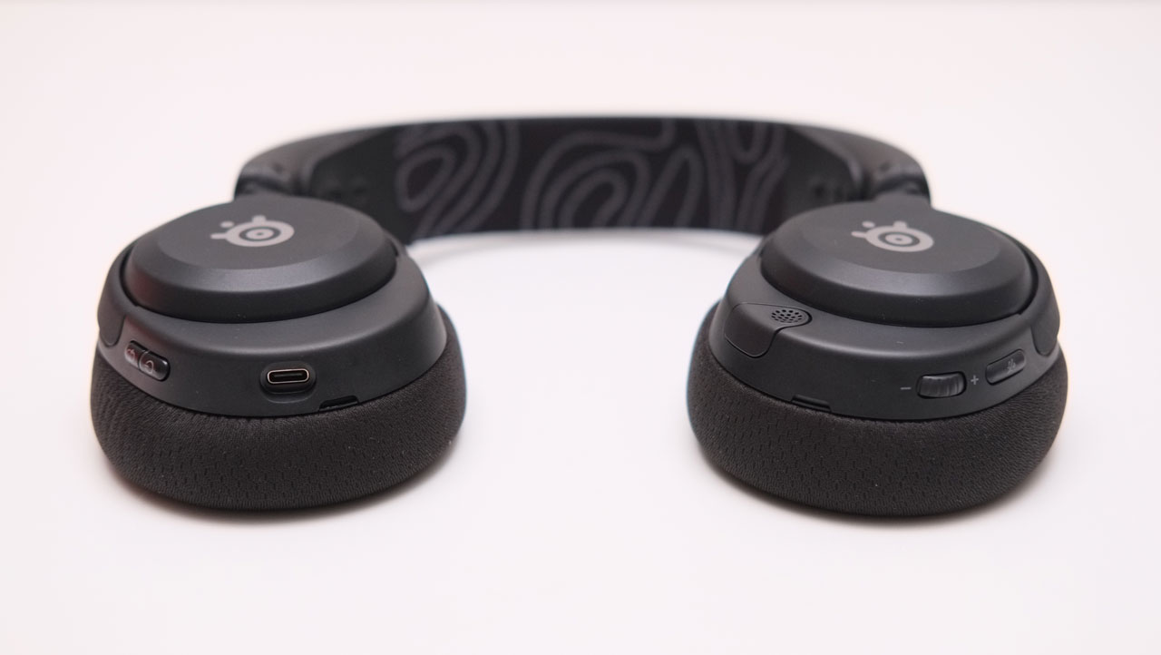 steelseries arctis nova 5 wireless headset 9