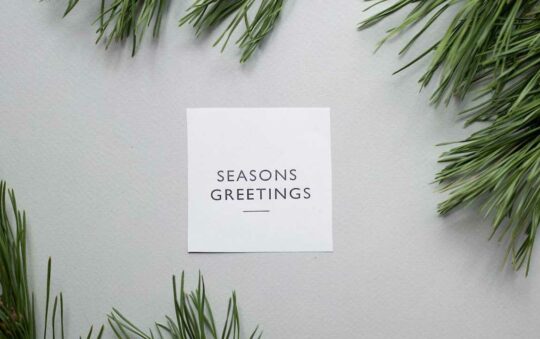 Why Should a Business Invest in Holiday Cards?